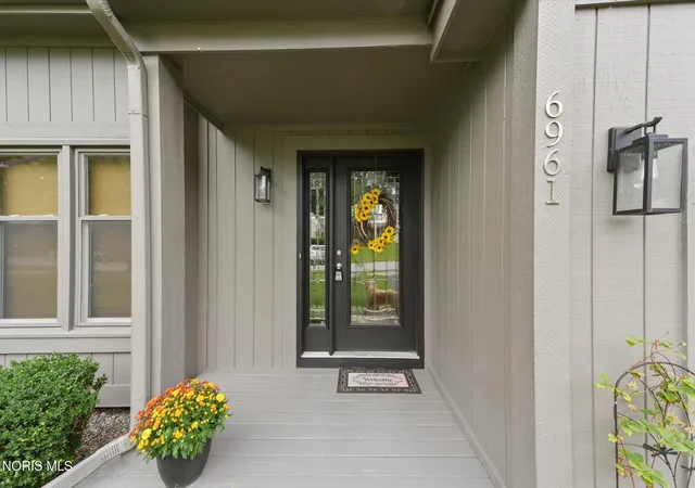 Photo 3 of Single family home for sale at 6961 Ramblehurst Rd, Sylvania, OH 43560 | MLS# 10012778 | Listing updated on 2026-09-15