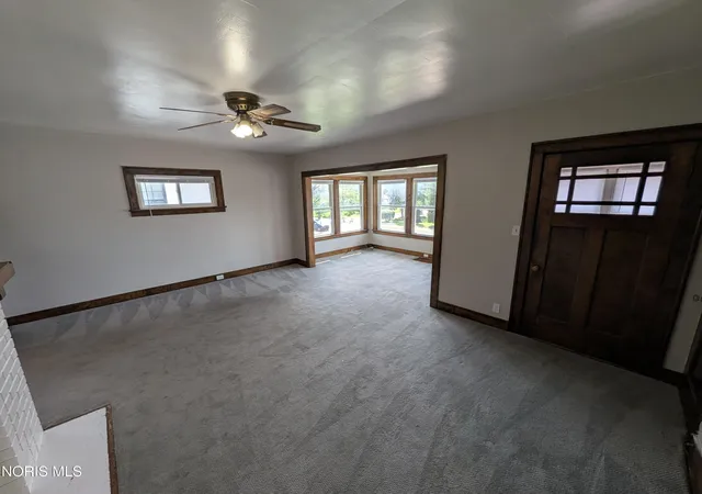 Listing Photo 3 - Condo for sale in building located at 4544 Lewis Ave, Toledo, OH 43612