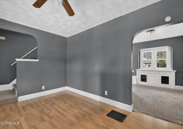 Photo 3 of Single family home for sale at 1728 Loxley Rd, Toledo, OH 43613 | MLS# 10012826 | Listing updated on 2026-09-04