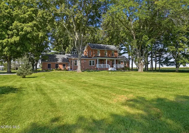 Photo 4 of Single family home for sale at 14921 Silverwood Rd, Pemberville, OH 43450 | MLS# 10012838 | Listing updated on 2026-10-06