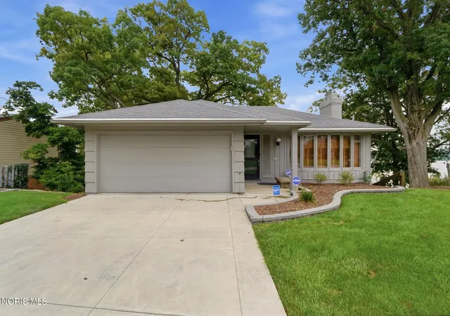 Photo 1 of Single family home for sale at 3517 River Rd, Toledo, OH 43614 | MLS# 10012821 | Listing updated on 2026-09-20