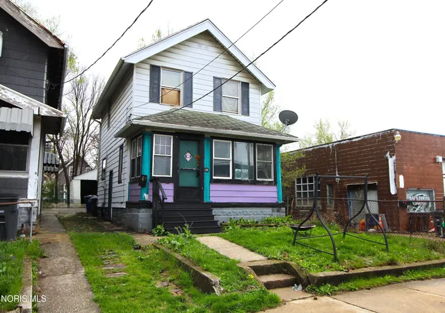 Photo 21 of Single family home for sale at 438 2nd Street, Toledo, OH 43605 | MLS# 10012816 | Listing updated on 2026-09-01