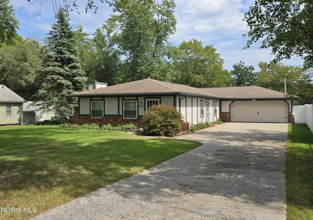 Photo 1 of Single family home for sale at 4550 Sadalia Rd, Toledo, OH 43623 | MLS# 10012823 | Listing updated on 2026-09-15