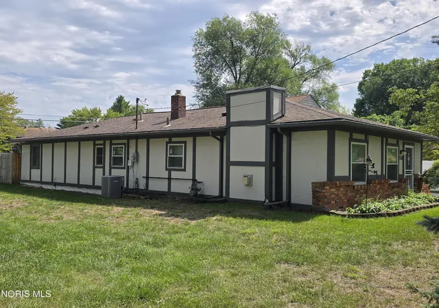 Photo 3 of Single family home for sale at 4550 Sadalia Rd, Toledo, OH 43623 | MLS# 10012823 | Listing updated on 2026-09-15