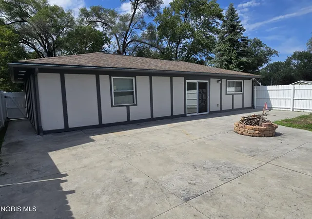Photo 3 of Single family home for sale at 4550 Sadalia Rd, Toledo, OH 43623 | MLS# 10012823 | Listing updated on 2026-09-15