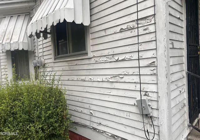 Photo 4 of House for sale at 1102 Palmwood Ave, Toledo, OH 43607 | MLS# 10013336 | Listing updated on 2026-09-12