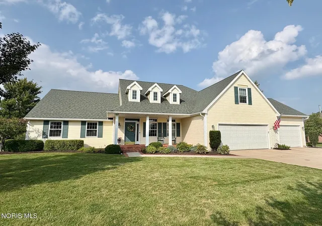 Photo 1 of Single family home for sale at 1360 Sedward Ave, Napoleon, OH 43545 | MLS# 10012828 | Listing updated on 2026-09-25