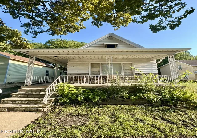 Photo 2 of Single family home for sale at 158 Everett St, Toledo, OH 43608 | MLS# 10012985 | Listing updated on 2026-09-04