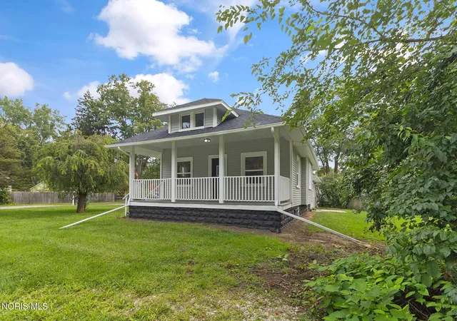 Photo 2 of Single family home for sale at 5887 Globe Ave, Toledo, OH 43615 | MLS# 10012841 | Listing updated on 2026-09-06