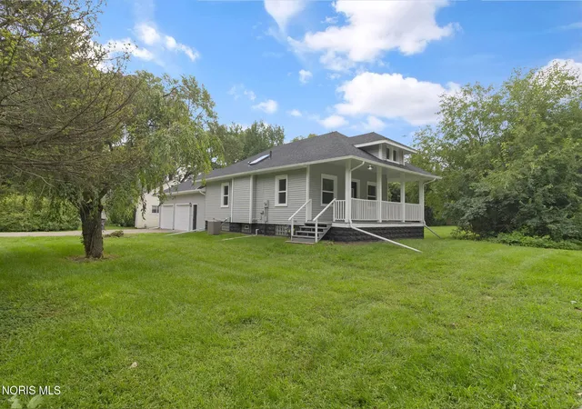 Photo 2 of Single family home for sale at 5887 Globe Ave, Toledo, OH 43615 | MLS# 10012841 | Listing updated on 2026-09-06