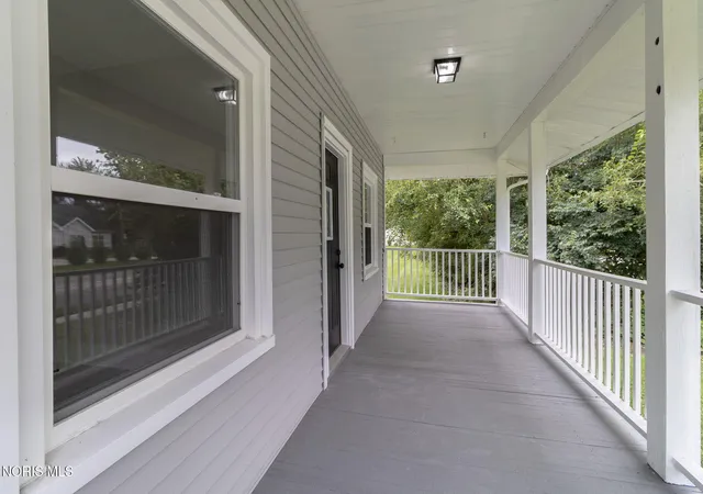 Photo 3 of Single family home for sale at 5887 Globe Ave, Toledo, OH 43615 | MLS# 10012841 | Listing updated on 2026-09-06