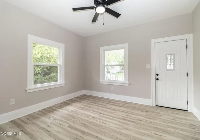 Photo 4 of Single family home for sale at 5887 Globe Ave, Toledo, OH 43615 | MLS# 10012841 | Listing updated on 2026-09-06