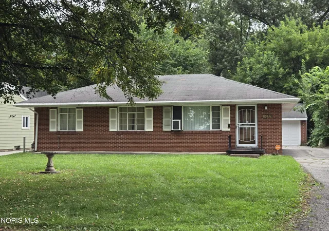Photo 1 of Single family home for sale at 744 Cuthbert Rd, Toledo, OH 43607 | MLS# 10012851 | Listing updated on 2026-09-22