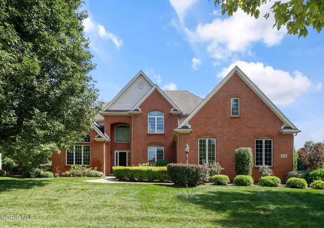 Photo 1 of Single family home for sale at 3519 Deer Crk Dr, Maumee, OH 43537 | MLS# 10012936 | Listing updated on 2026-09-22