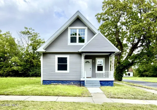 Photo 2 of Single family home for sale at 1222 Lincoln Ave, Toledo, OH 43607 | MLS# 10012871 | Listing updated on 2026-09-02