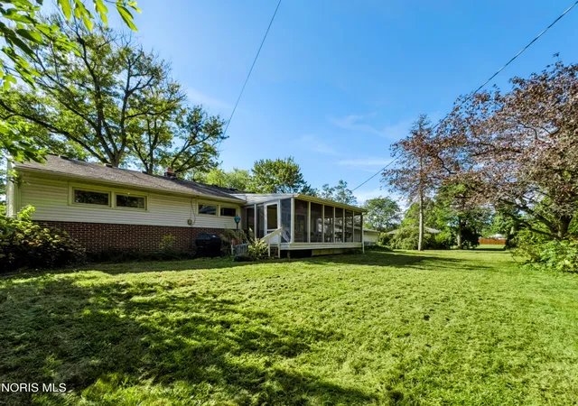 Photo 33 of Single family home for sale at 3326 Winston Blvd, Toledo, OH 43614 | MLS# 10012918 | Listing updated on 2026-09-13