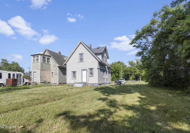 Photo 22 of Single family home for sale at 3244 Glenwood Ave, Toledo, OH 43610 | MLS# 10012924 | Listing updated on 2026-09-03