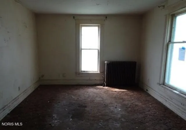 Photo 3 of Sale Pending at 1521 Napoleon St, Fremont, OH 43420 | MLS# 10012881 | Listing updated on 2026-09-21