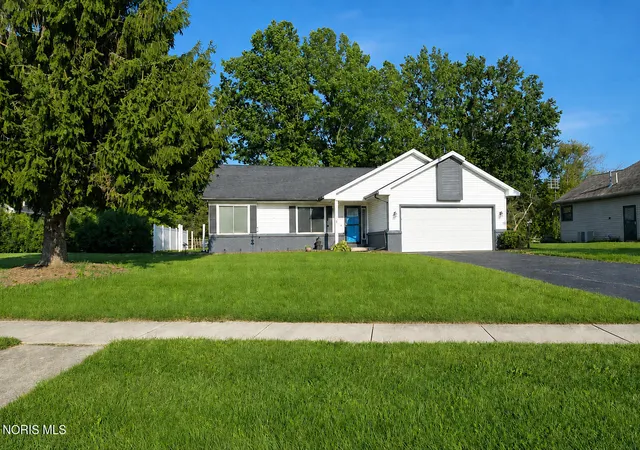 Photo 1 of Single family home for sale at 105 Dogwood Dr, Swanton, OH 43558 | MLS# 10012945 | Listing updated on 2026-09-21
