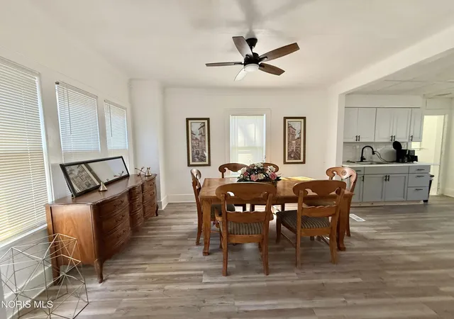 Photo 4 of Single family home for sale at 1805 Oakwood Ave, Toledo, OH 43607 | MLS# 10012910 | Listing updated on 2026-10-06