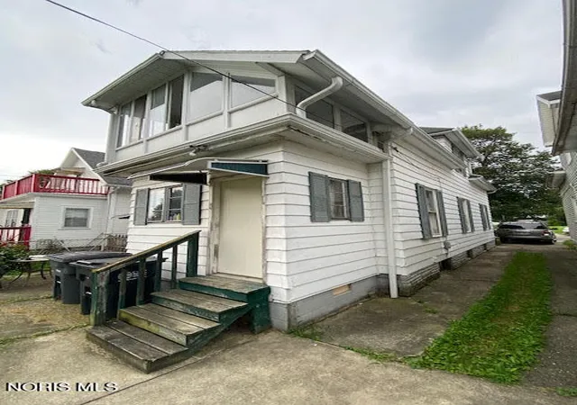 Photo 2 of Single family home for sale at 441 E Streicher St, Toledo, OH 43608 | MLS# 10012894 | Listing updated on 2026-09-06