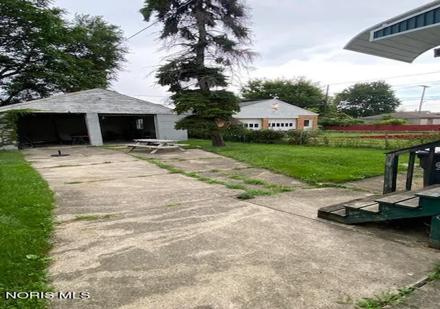 Photo 4 of Single family home for sale at 441 E Streicher St, Toledo, OH 43608 | MLS# 10012894 | Listing updated on 2026-09-06
