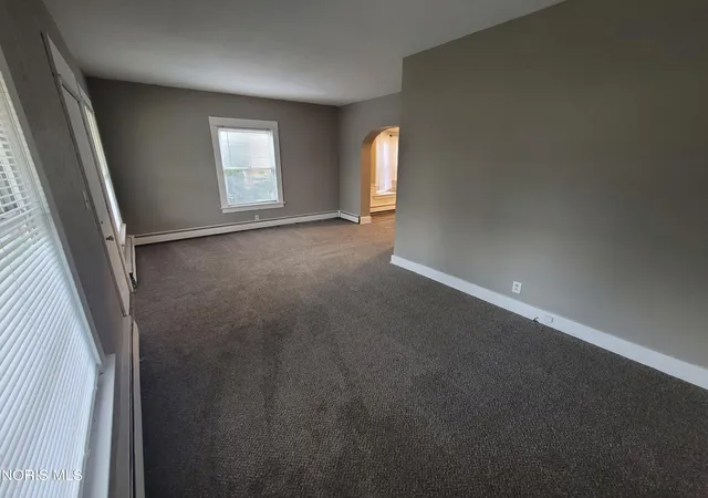 Photo 3 of Single family home for sale at 1421 Kelsey Ave, Toledo, OH 43605 | MLS# 10012905 | Listing updated on 2026-09-08