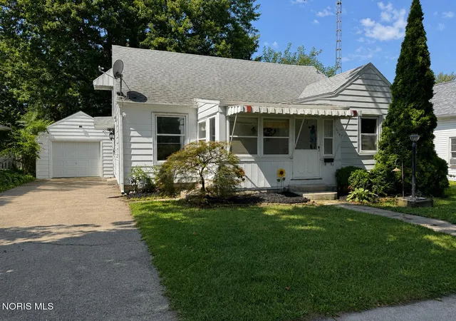 Photo 1 of Single family home for sale at 618 Ravine Ave, Defiance, OH 43512 | MLS# 10012920 | Listing updated on 2026-10-05