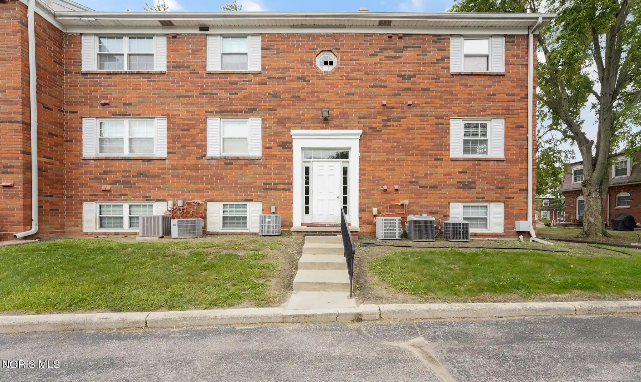 Listing Photo 16 - Condo for sale in 3217 Glanzman Rd located at 3217 Glanzman Rd, Toledo, OH 43614 - Unit #73X