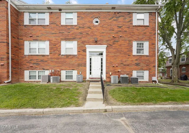 Photo 16 of Condo for sale at 3217 Glanzman Rd #73X, Toledo, OH 43614 | MLS# 10012972 | Listing updated on 2026-09-04