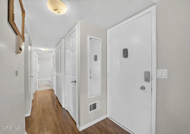 Photo 2 of Condo for sale at 3217 Glanzman Rd #73X, Toledo, OH 43614 | MLS# 10012972 | Listing updated on 2026-09-04