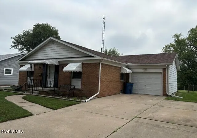 Photo 1 of Single family home for sale at 5836 Vistamar Rd, Toledo, OH 43611 | MLS# 10012921 | Listing updated on 2026-09-09