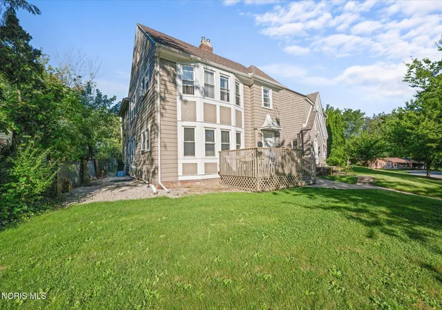 Photo 2 of Multi family home for sale at 2111 Kensington Rd, Toledo, OH 43607 | MLS# 10012944 | Listing updated on 2026-09-29