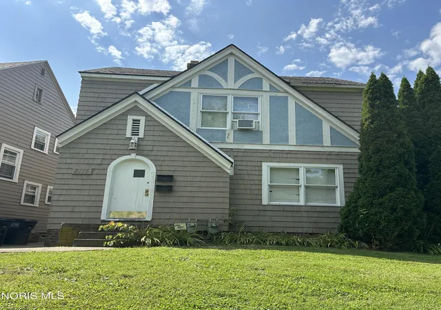 Multi family home for sale at 2115 Kensington Rd, Toledo, OH 43607 | MLS# 10012946
