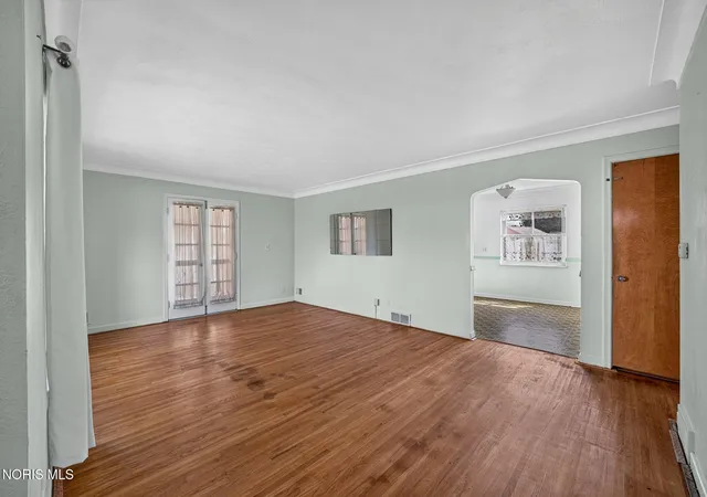 Photo 2 of Single family home for sale at 3145 Penrose Ave, Toledo, OH 43614 | MLS# 10013022 | Listing updated on 2026-09-11