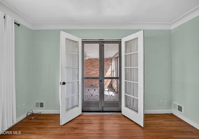 Photo 3 of Single family home for sale at 3145 Penrose Ave, Toledo, OH 43614 | MLS# 10013022 | Listing updated on 2026-09-11