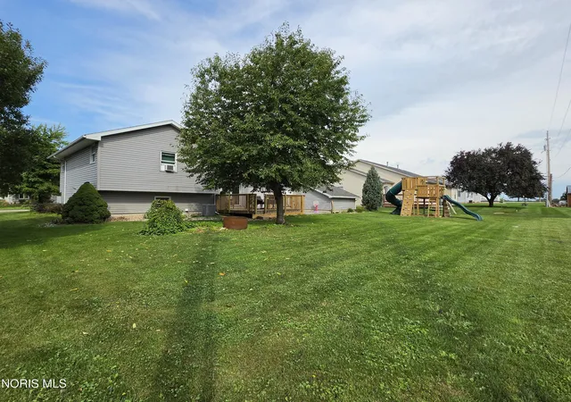 Photo 4 of Single family home for sale at 723 Chestnut Dr, Upper Sandusky, OH 43351 | MLS# 10013012 | Listing updated on 2026-09-14