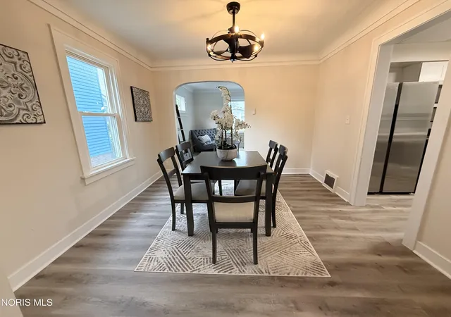 Photo 4 of Single family home for sale at 3141 Schneider Rd, Toledo, OH 43614 | MLS# 10012992 | Listing updated on 2026-09-11