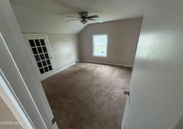 Photo 4 of Sale Pending at 1027 Secor Rd, Toledo, OH 43607 | MLS# 10012973 | Listing updated on 2026-10-01