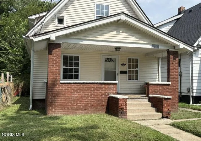 Photo 2 of Single family home for sale at 1156 Colton St, Toledo, OH 43609 | MLS# 10012962 | Listing updated on 2026-09-04