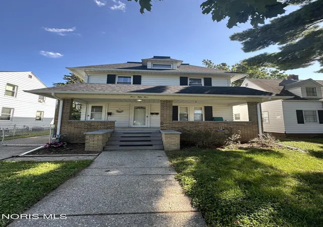 Multi family home for sale at 455 Pasadena Blvd, Toledo, OH 43612 | MLS# 10013094