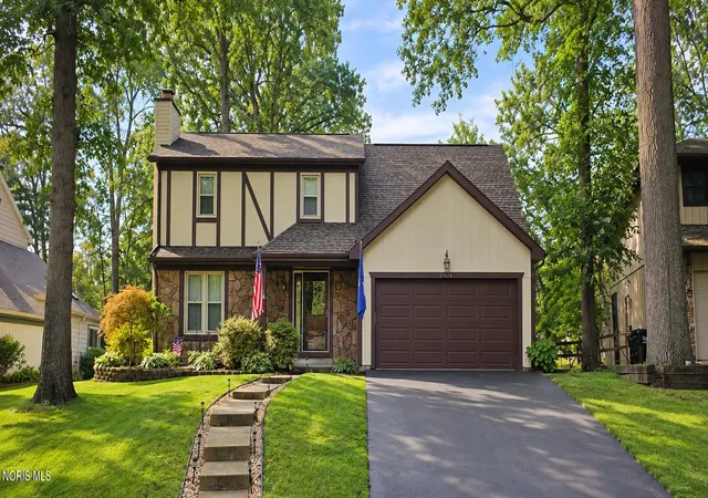 Photo 1 of Sale Pending at 6765 Hampsford Cir, Toledo, OH 43617 | MLS# 10013274 | Listing updated on 2026-09-22