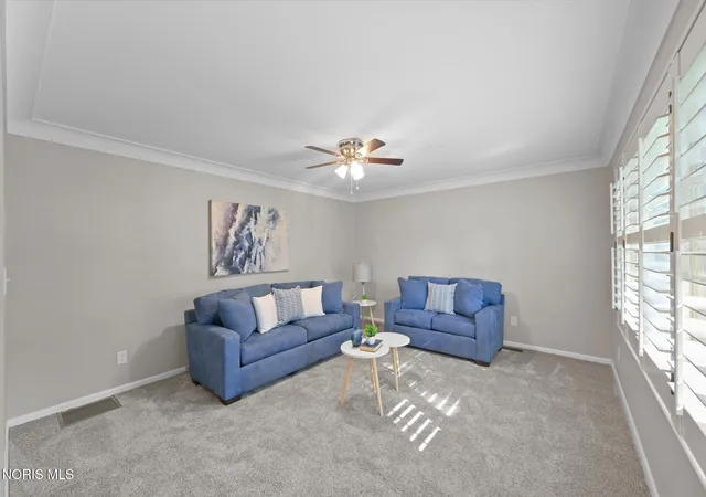 Photo 4 of Single family home for sale at 4805 Elm Pl, Toledo, OH 43613 | MLS# 10013010 | Listing updated on 2026-09-13