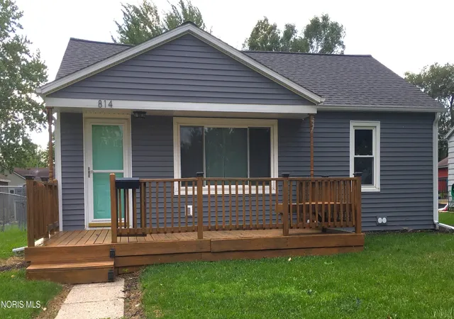 Photo 1 of Single family home for sale at 814 S Cherry St, Bryan, OH 43506 | MLS# 10013098 | Listing updated on 2026-09-14