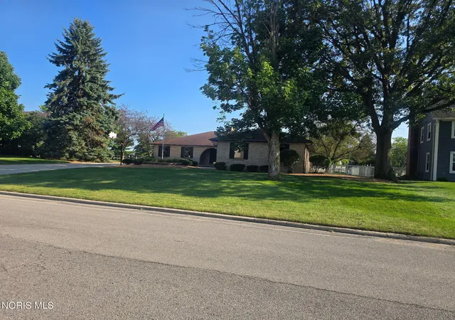 Photo 1 of Single family home for sale at 1101 Muirfield Dr, Findlay, OH 45840 | MLS# 10013007 | Listing updated on 2026-09-17