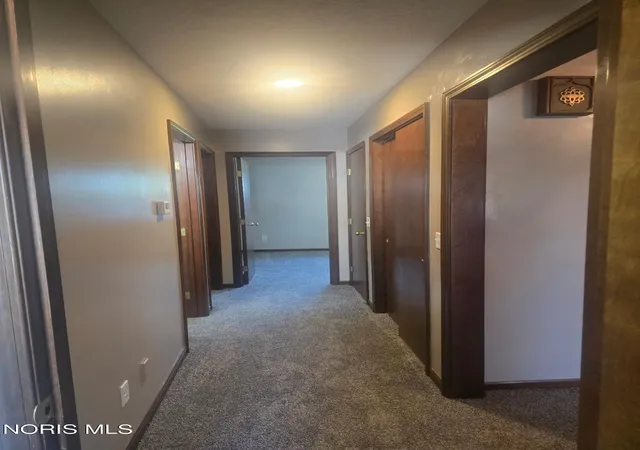 Photo 4 of Single family home for sale at 1101 Muirfield Dr, Findlay, OH 45840 | MLS# 10013007 | Listing updated on 2026-10-18