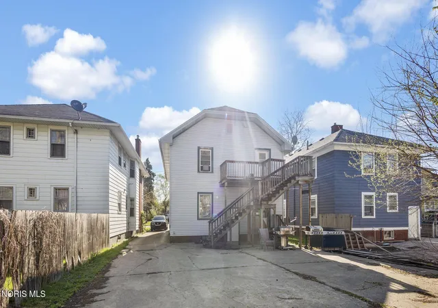 Photo 3 of Multi family home for sale at 3837 Hazelhurst Ave, Toledo, OH 43612 | MLS# 10012986 | Listing updated on 2026-09-04