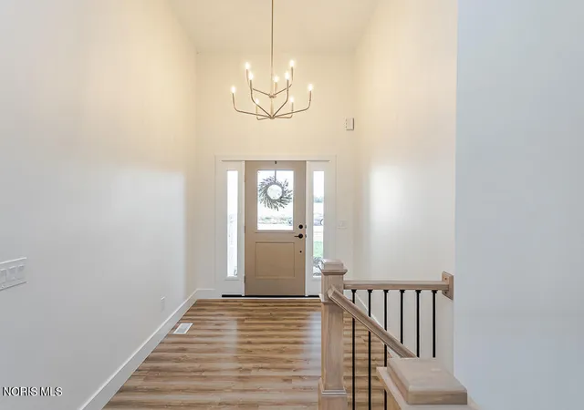 Photo 3 of Single family home for sale at 9024 Driftwood Ct, Sylvania, OH 43560 | MLS# 10013031 | Listing updated on 2026-09-05
