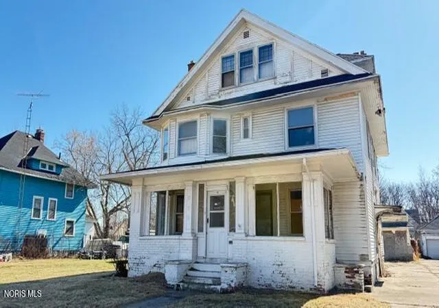 Photo 1 of Single family home for sale at 923 W Woodruff Ave, Toledo, OH 43606 | MLS# 10013019 | Listing updated on 2026-09-05