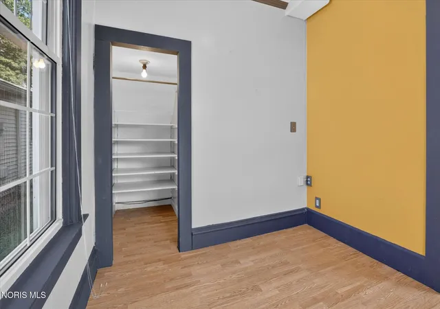 Photo 3 of Single family home for sale at 346 W Andrus Rd, Northwood, OH 43619 | MLS# 10013020 | Listing updated on 2026-09-22